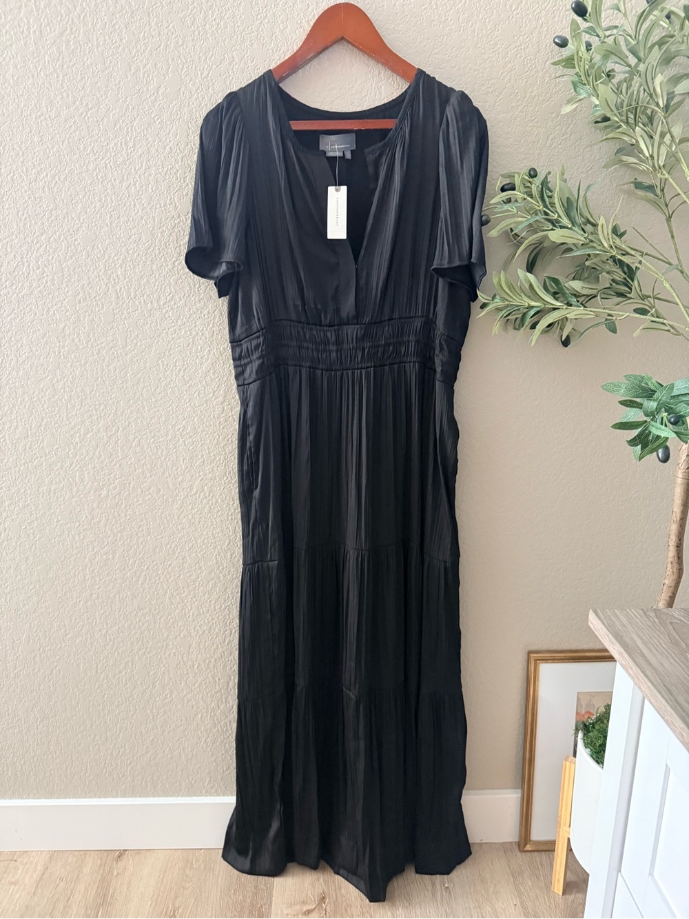 NWT Anthropologie Black Pleated Maxi Dress Size L